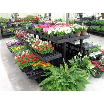 Benchmaster™ Tri-Level Pyramid Display
