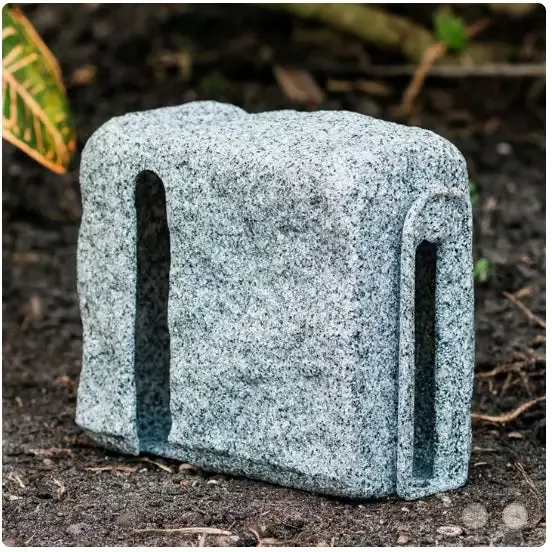 Beuta™ Block Landscape Edging- Right Turn Block
