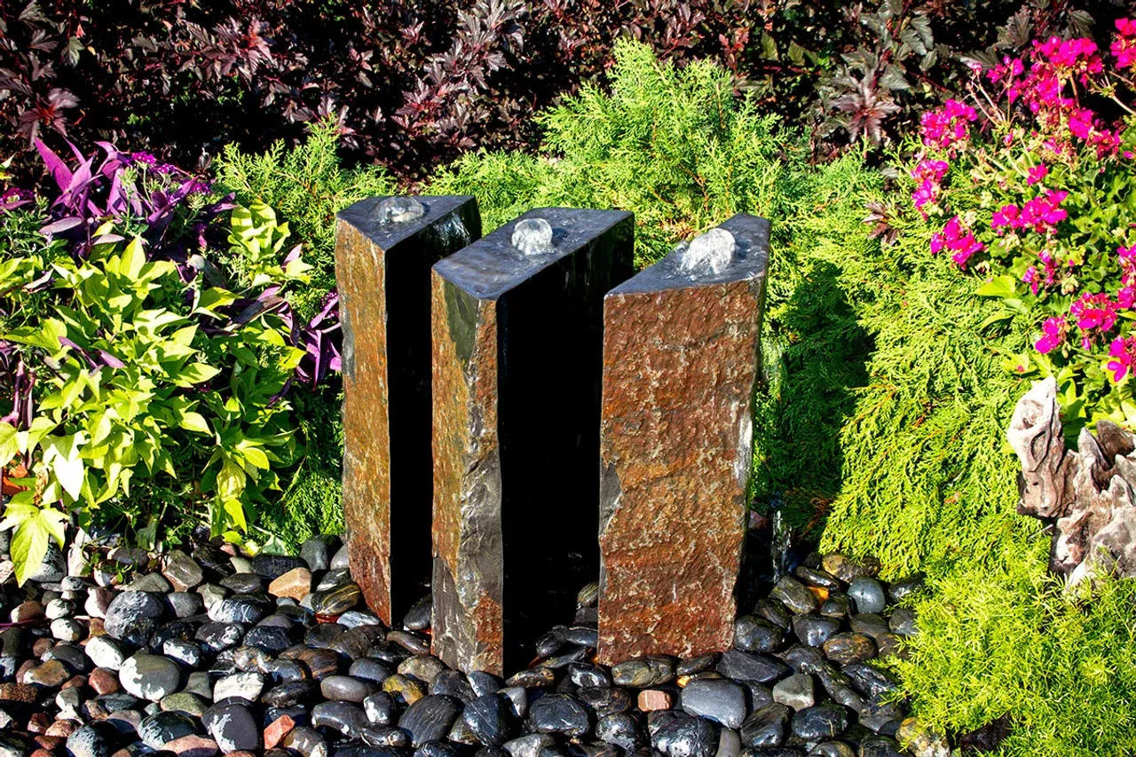 Blue Thumb Basalt Fountain Kit - 36" Triple Split Polished 3 Piece