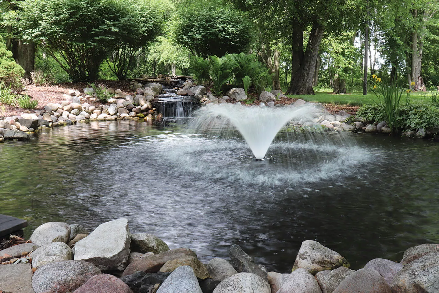 EasyPro Starburst Mini Floating Fountain w/ Super Bright LED Light Set