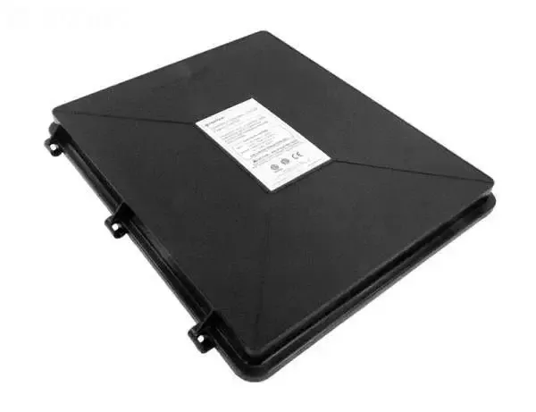 Lid, latching enclosure