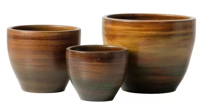 Nello Terra Cotta Planter
