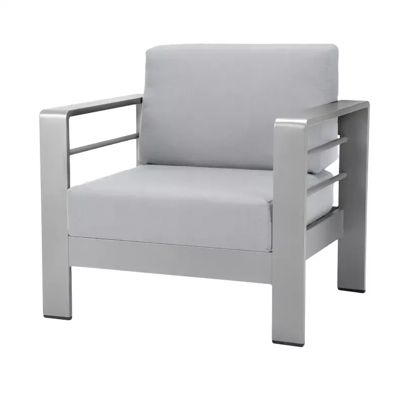 Omni Club Chair