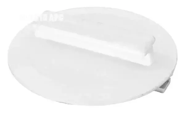 SKIMMER ACCESS PLUG