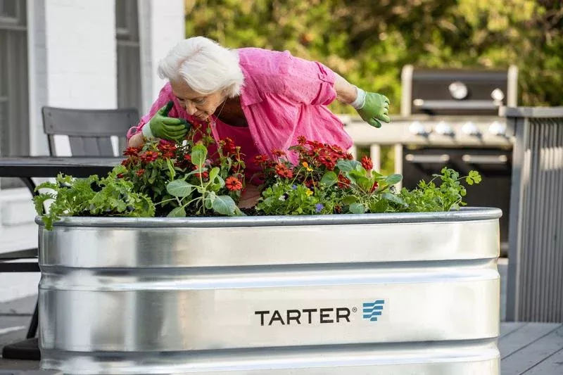 Tarter Oval Ultra 125-Oval Galvanized Stock Tank