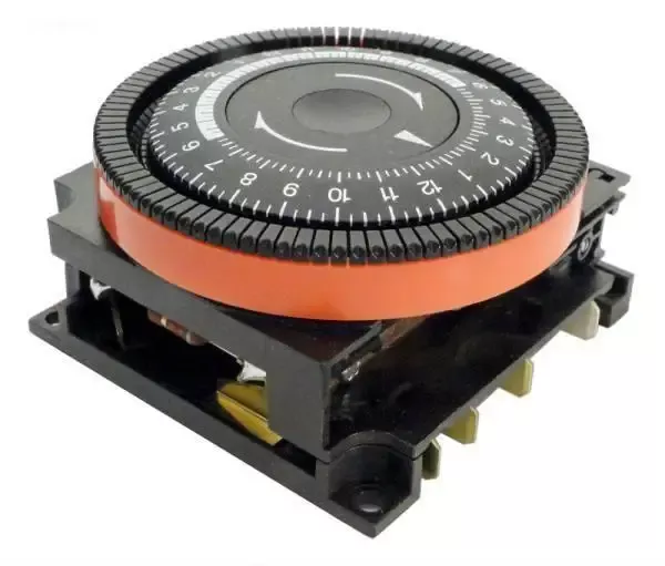 Time Clock Deihl 120V 24 Hour