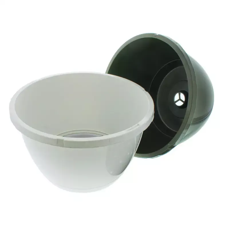 Traditional 11 in. Saucerless Hanging Basket